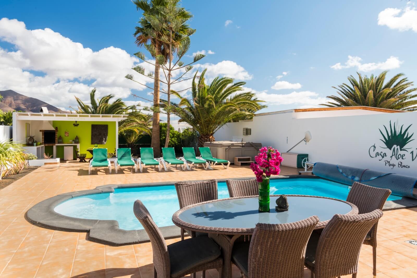 Luxury private villa with pool in Playa Blanca, Lanzarote
